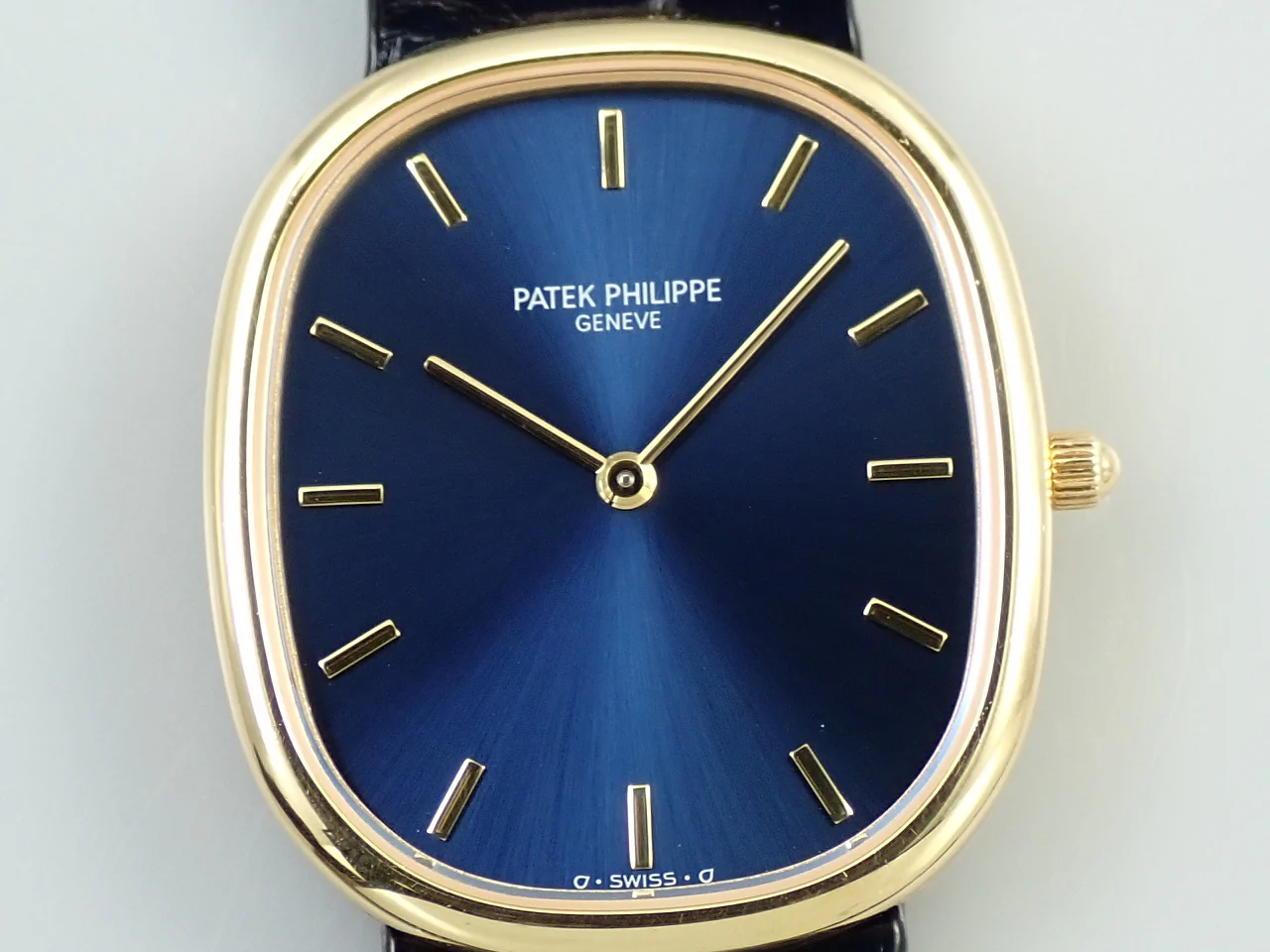 パテックフィリップ ゴールデンエリプス Ref.3738/100J-001 イエローゴールド ブルー文字盤 - Image 3