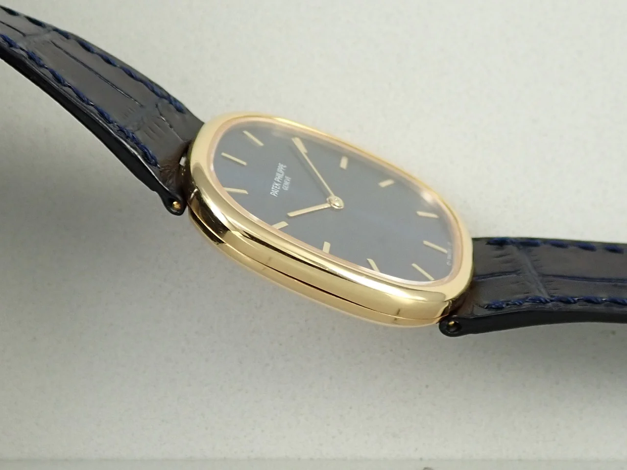 パテックフィリップ ゴールデンエリプス Ref.3738/100J-001 イエローゴールド ブルー文字盤 - Image 5