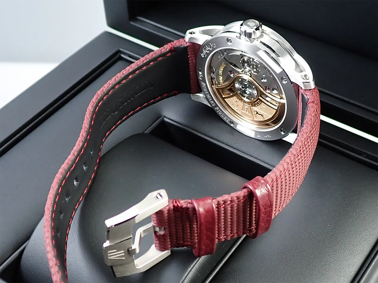 オーデマピゲ CODE 11.59 バイ オーデマ ピゲ Ref.15210BC.OO.A500KB.01 ホワイトゴールド スモークバーガンディーラッカー文字盤 - Image 7