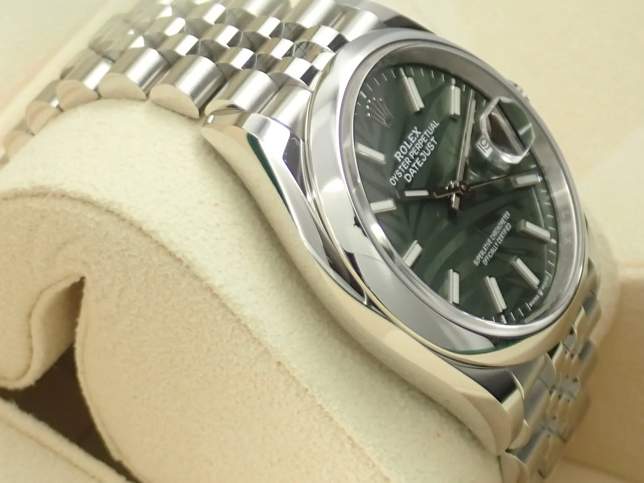 ロレックス デイトジャスト36 Ref.126200 ステンレススチール オリーブグリーン パームモチーフ文字盤 ジュビリーブレスレット - Image 5