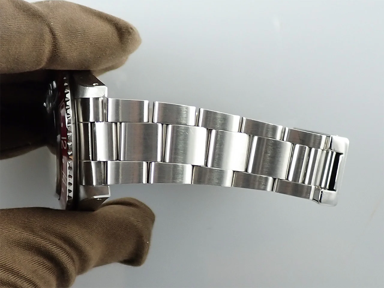 ロレックス GMTマスター Ref.16750 ステンレススチール ブラック文字盤 中古 96XL7AAW - Image 9