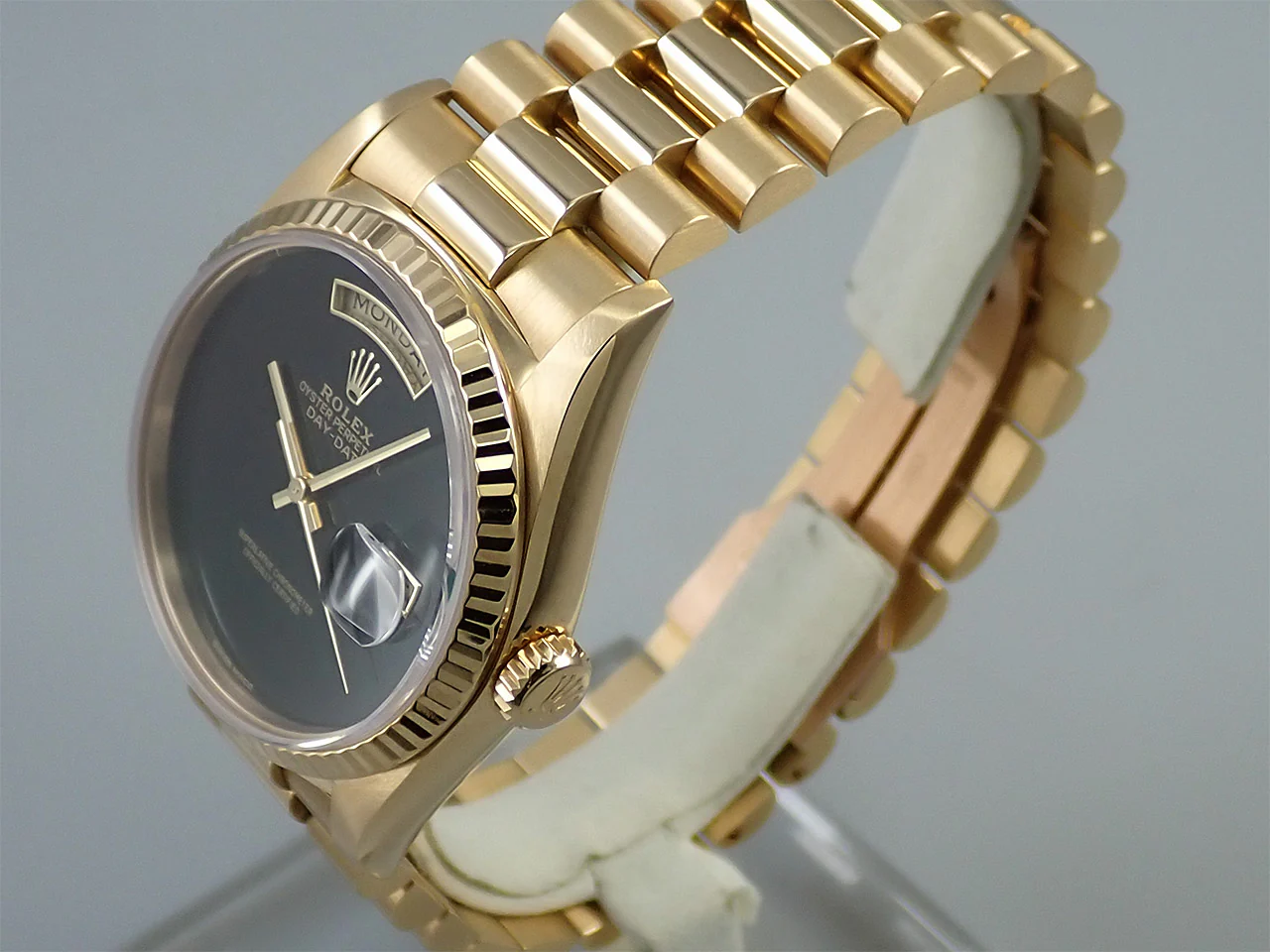 ロレックス デイデイト36 Ref.18238 イエローゴールド オニキス文字盤 - Image 4