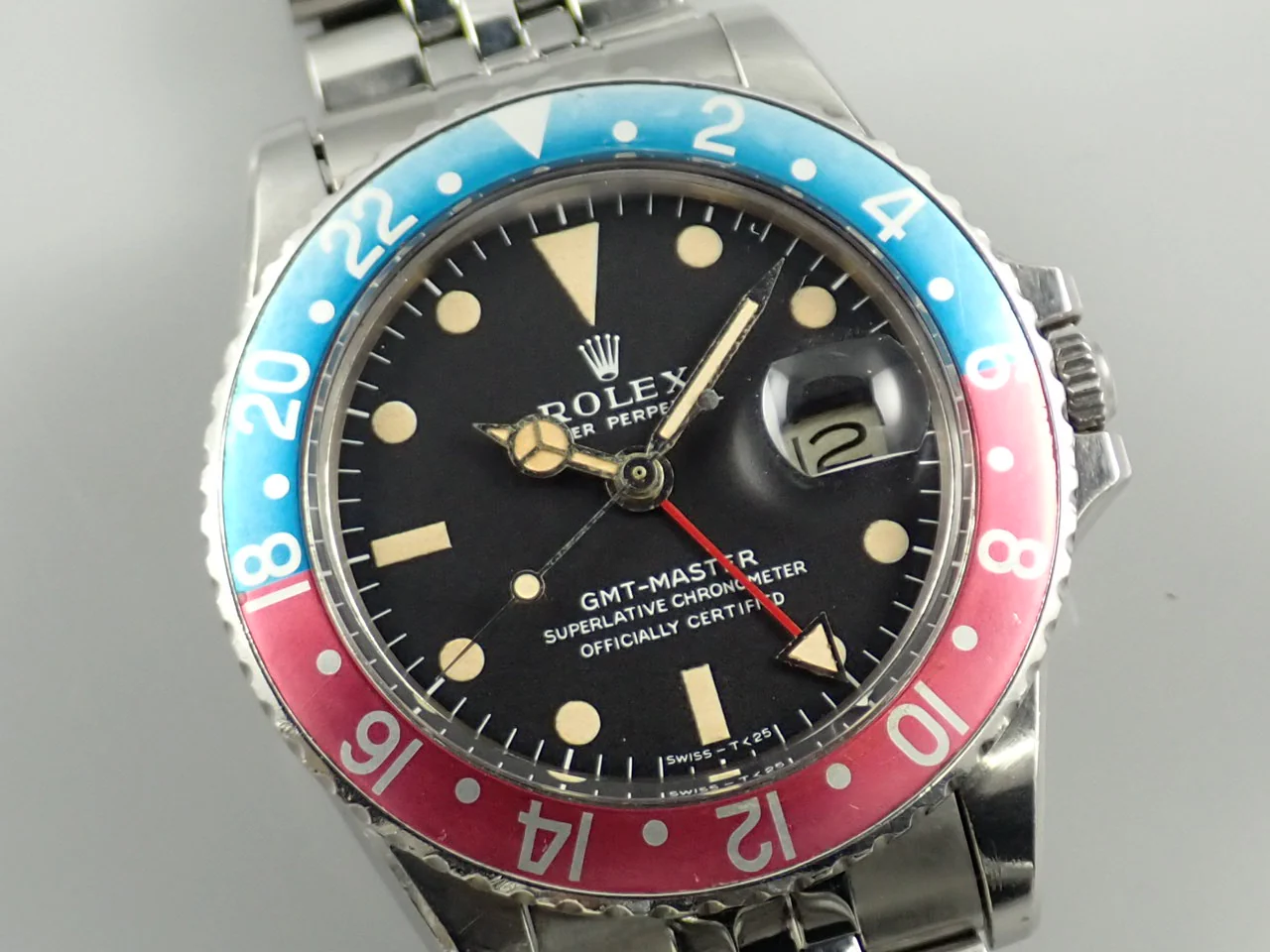 ロレックス GMTマスター Ref.1675 ステンレススチール ブラック文字盤 ジュビリーブレスレット 中古 9PUKCYMF - Image 3