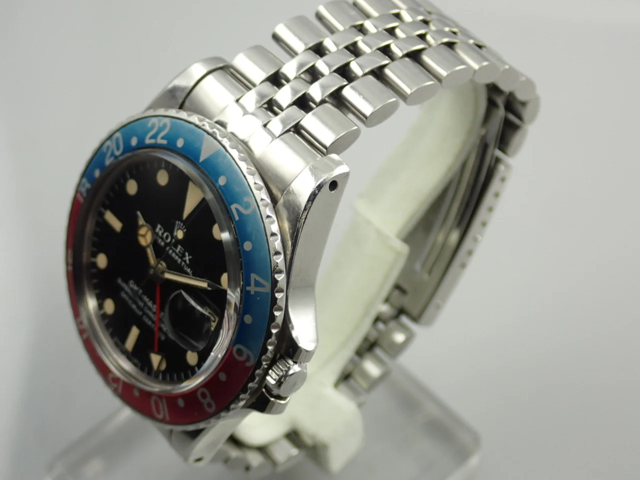 ロレックス GMTマスター Ref.1675 ステンレススチール ブラック文字盤 ジュビリーブレスレット 中古 9PUKCYMF - Image 4