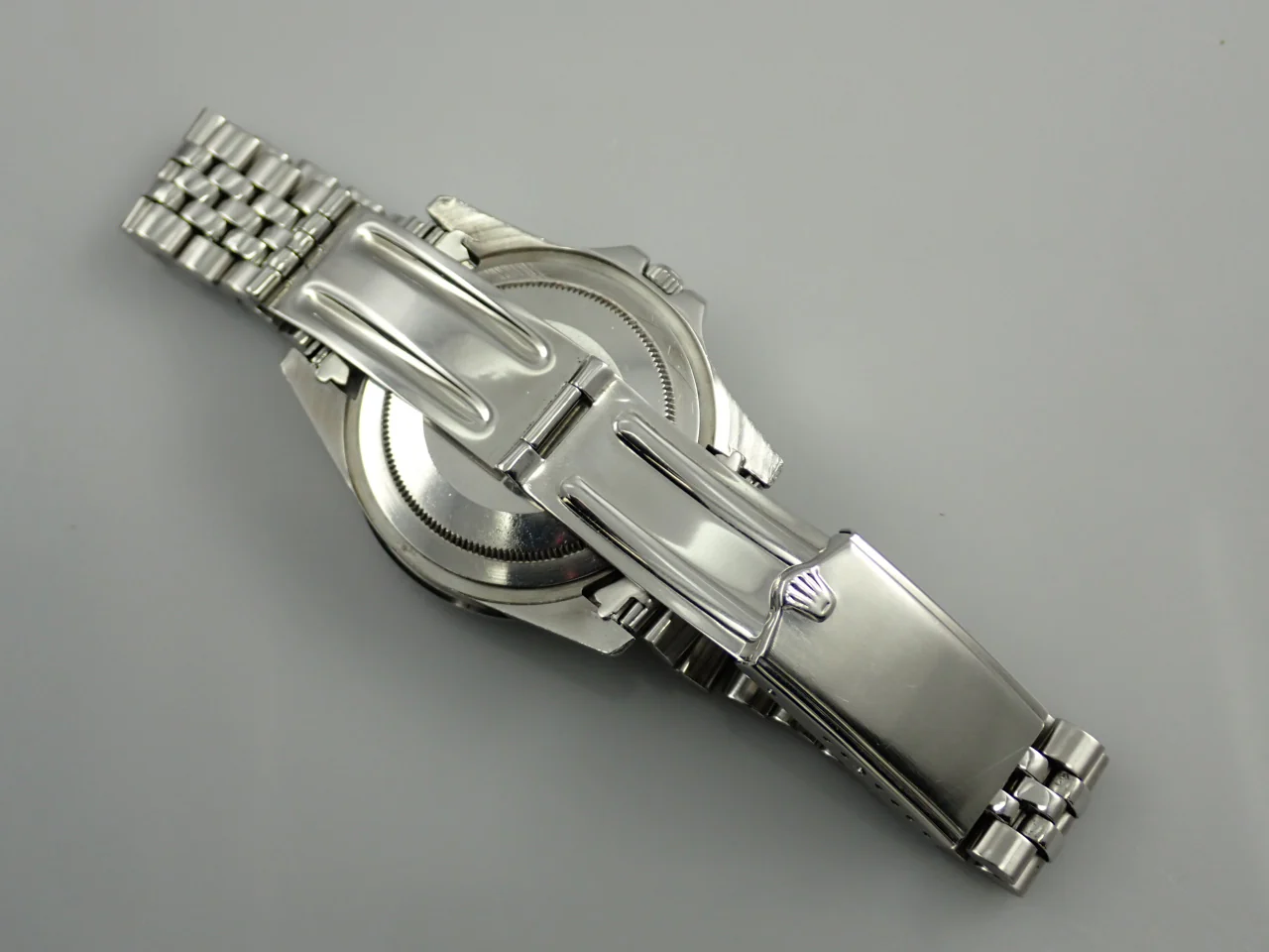 ロレックス GMTマスター Ref.1675 ステンレススチール ブラック文字盤 ジュビリーブレスレット 中古 9PUKCYMF - Image 9