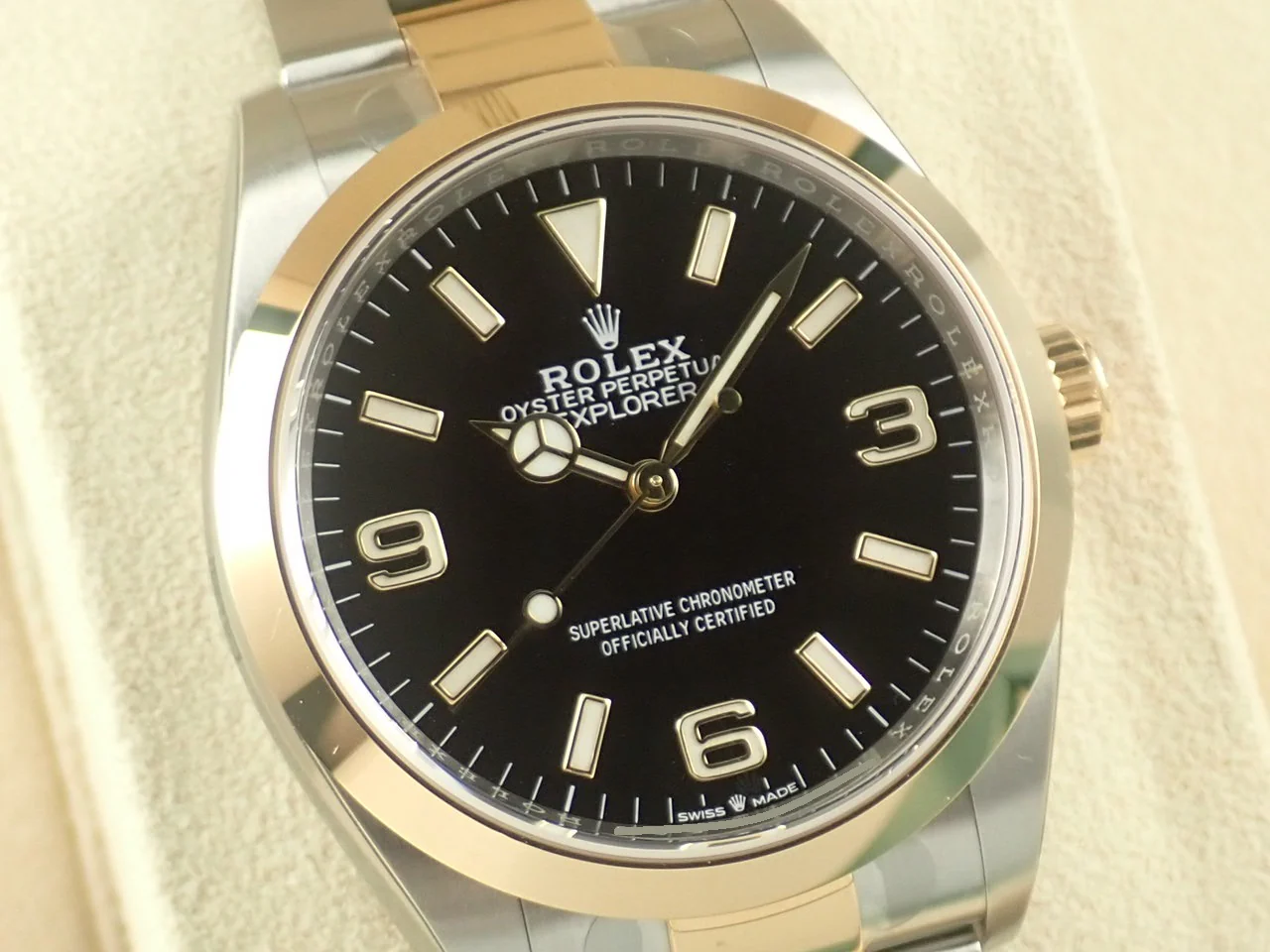 ロレックス エクスプローラー36 Ref.124273 ステンレススチール/イエローゴールド ブラック文字盤 - Image 3