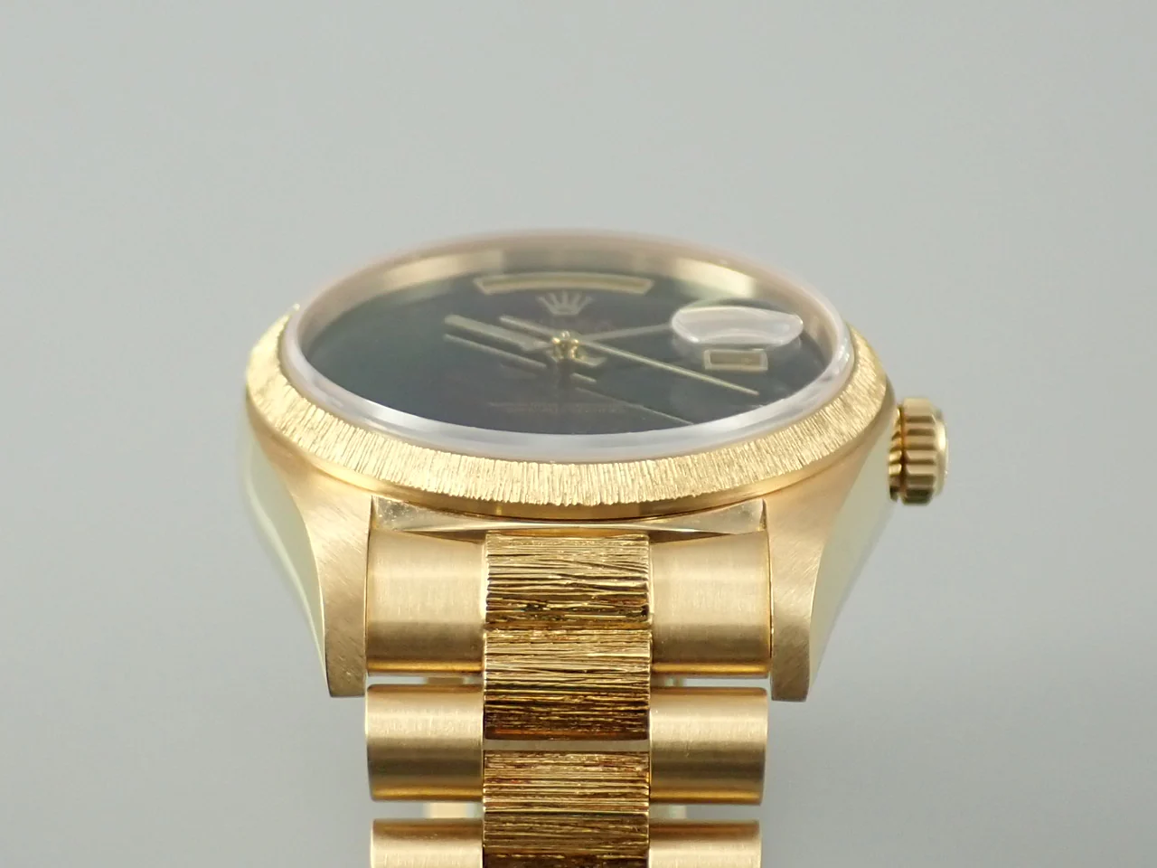 ロレックス デイデイト36 Ref.18078 イエローゴールド オニキス文字盤 - Image 6