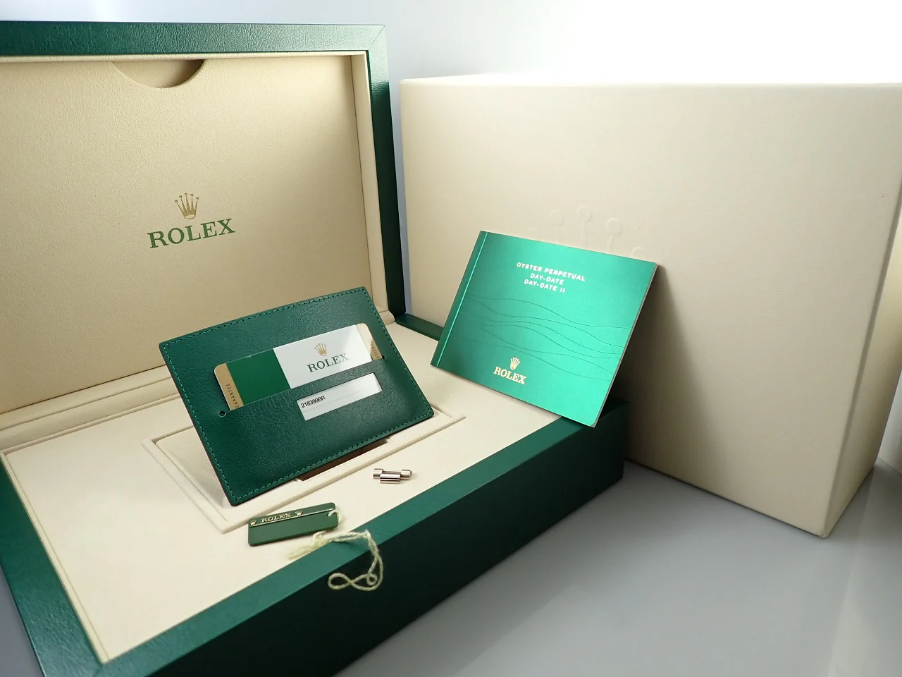 ロレックス デイデイトII Ref.218399BR ホワイトゴールド ダイヤモンド文字盤 - Image 11