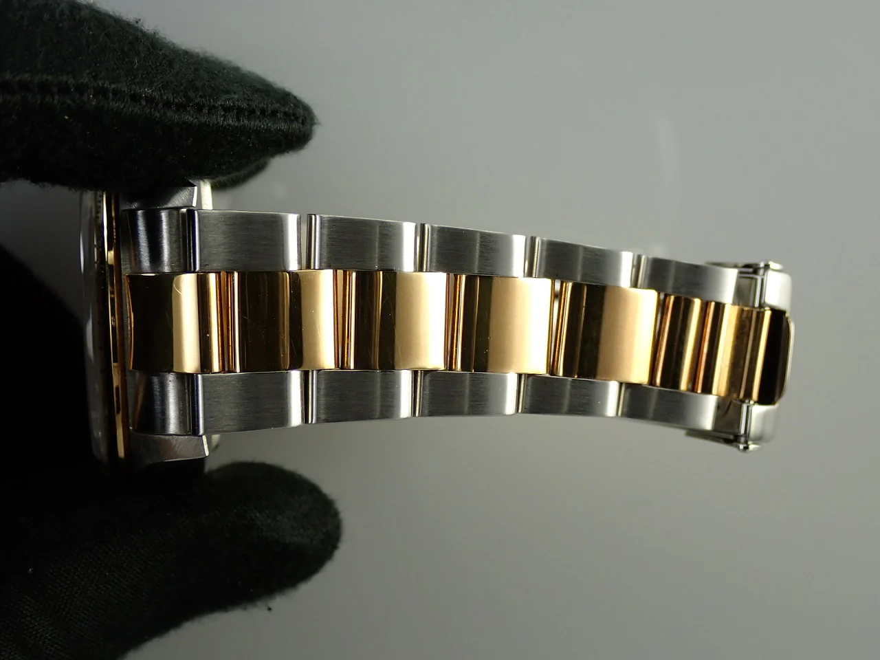 ロレックス デイトナ エルプリメロ Ref.16523 ステンレススチール/イエローゴールド ブラック文字盤 - Image 9