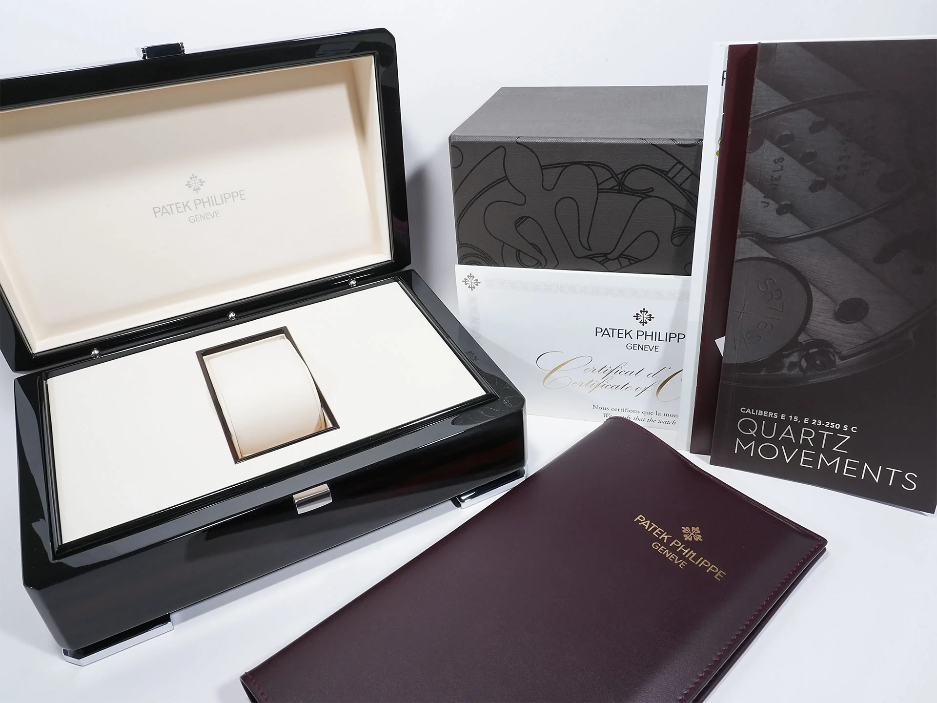 パテックフィリップ アクアノート Ref.4960J イエローゴールド ブラック文字盤 中古 dkzm4mip - Image 9