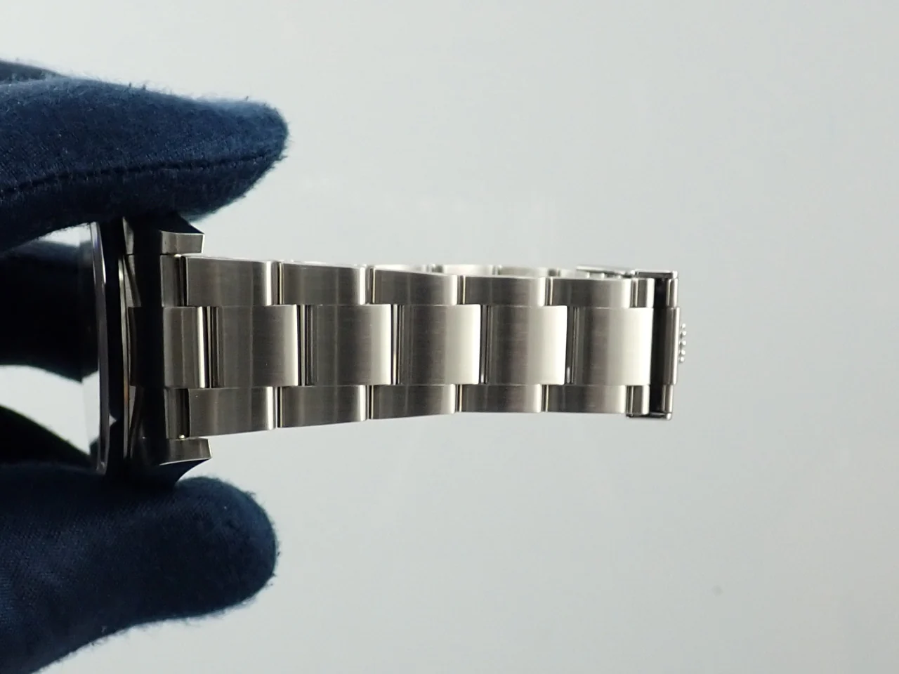 ロレックス エクスプローラーI 鏡面ブラックアウト Ref.214270 ステンレススチール ブラック文字盤 - Image 8