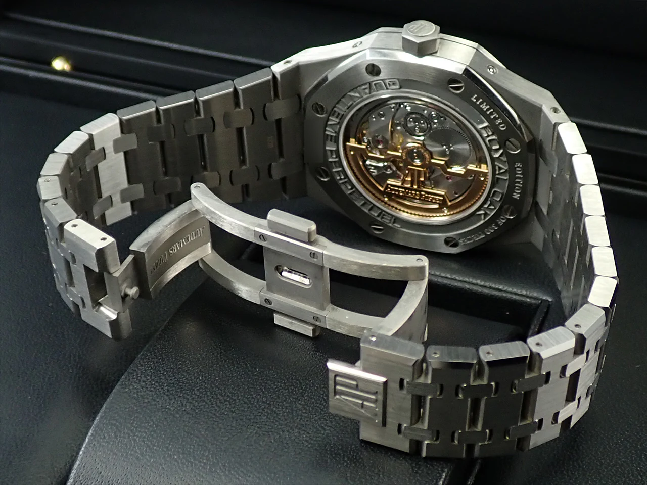 オーデマピゲ ロイヤルオーク パーペチュアルカレンダー Ref.26615TI.OO.1220TI.01 チタン サーモン文字盤 - Image 7