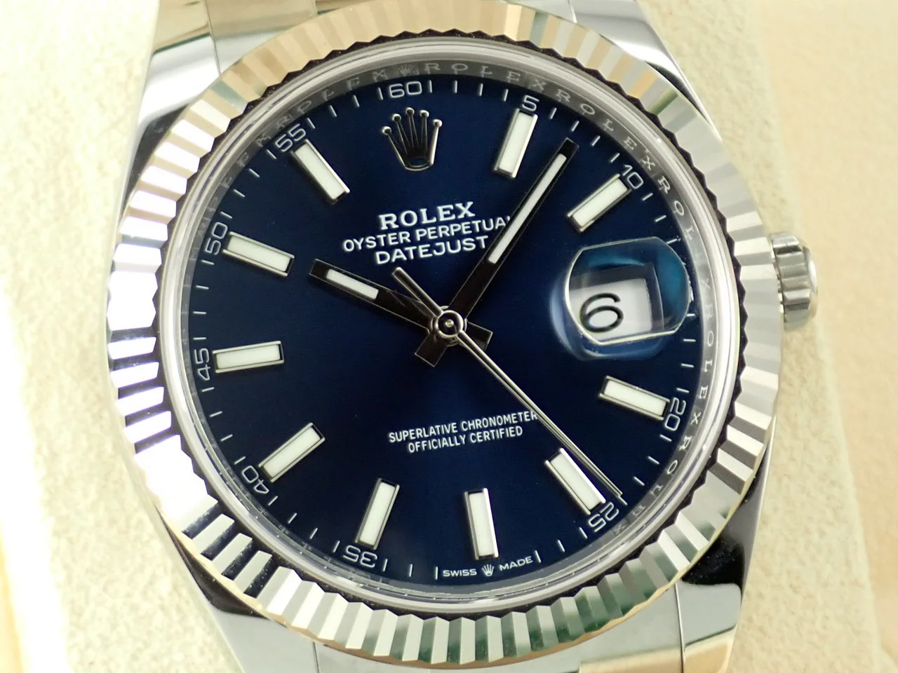 ロレックス デイトジャスト41 Ref.126334 ステンレススチール/ホワイトゴールド ブライトブルー文字盤 オイスターブレスレット 未使用 FS174233 - Image 3