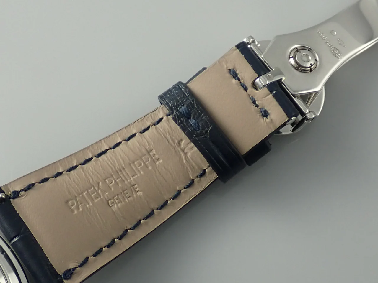 パテックフィリップ コンプリケーション クロノグラフ Ref.5070P-001 プラチナ ブルー文字盤 - Image 9