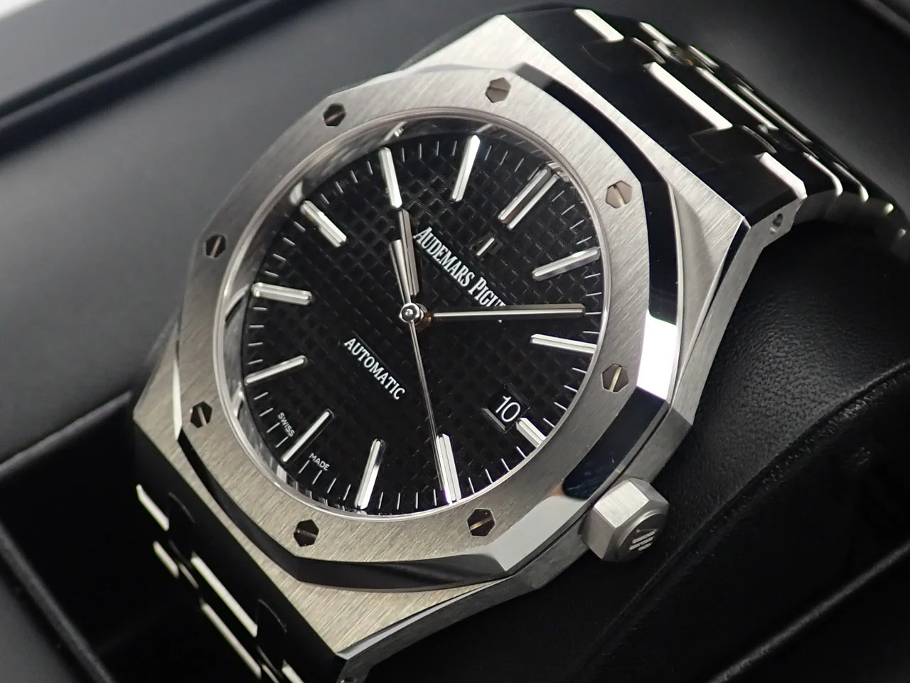 オーデマピゲ ロイヤルオーク Ref.15400ST.OO.1220ST.01 ステンレススチール ブラック文字盤 - Image 5