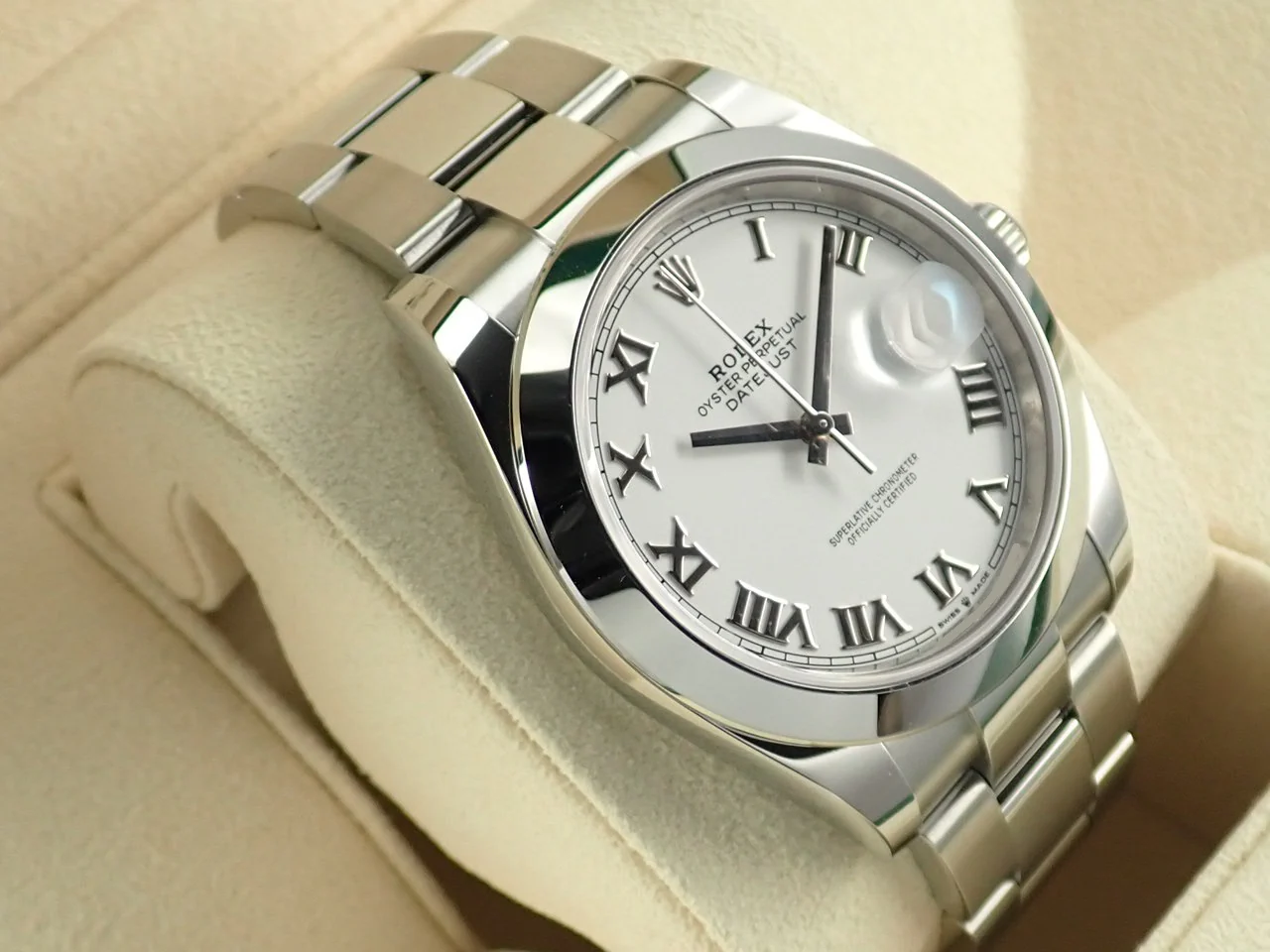 ロレックス デイトジャスト41 Ref.126300 ステンレススチール ホワイト文字盤 オイスターブレスレット 未使用 H948AJKW - Image 5