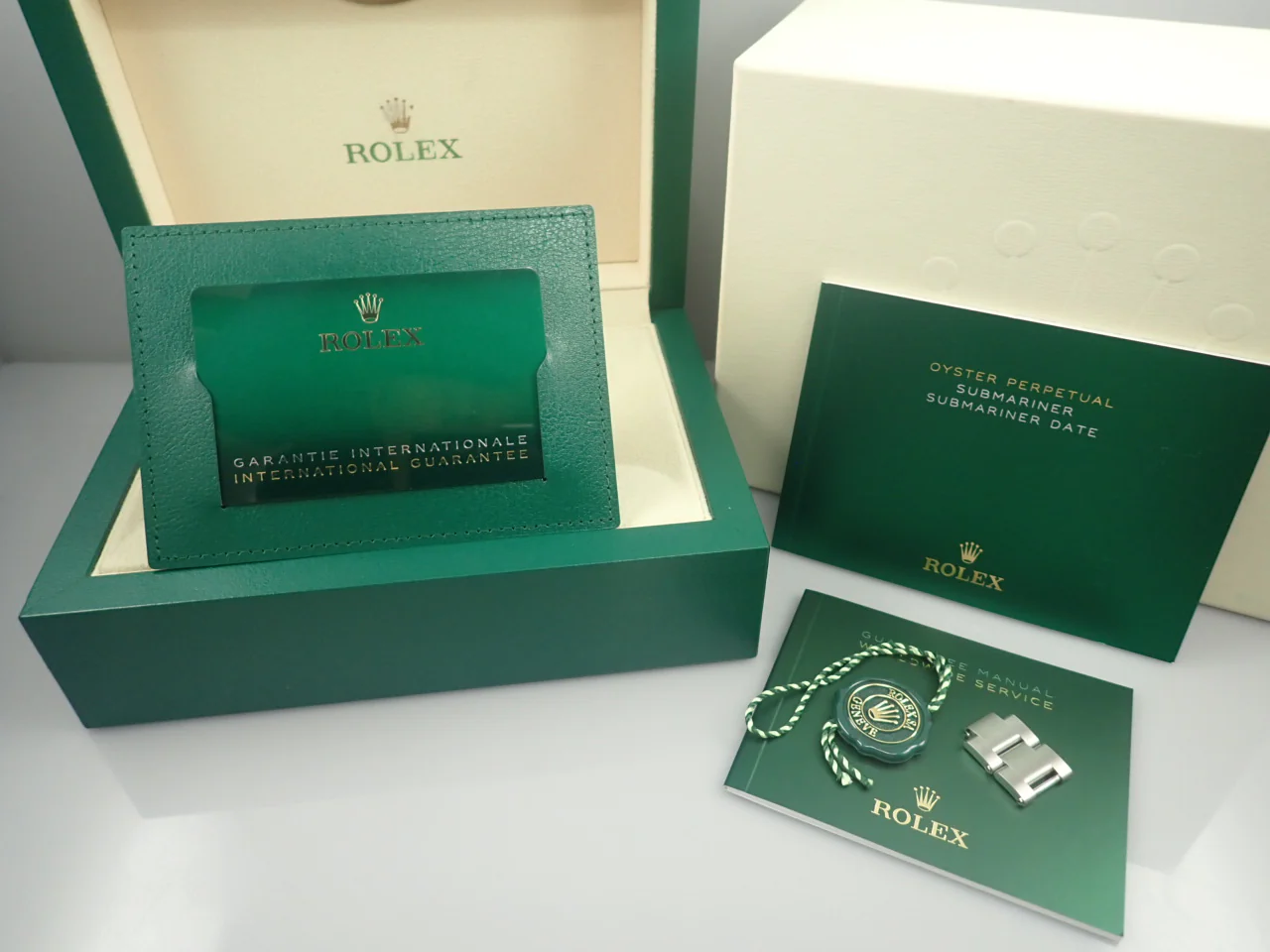 ロレックス サブマリーナー ノンデイト Ref.124060 ステンレススチール ブラック文字盤 - Image 10