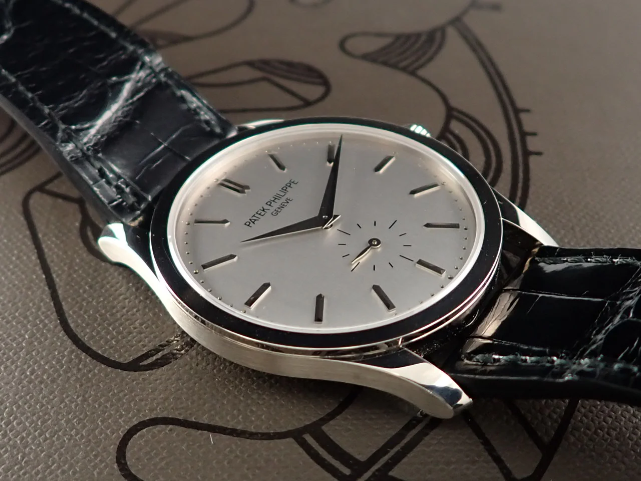 パテックフィリップ カラトラバ Ref.5196G-001 ホワイトゴールド シルバー文字盤 - Image 5