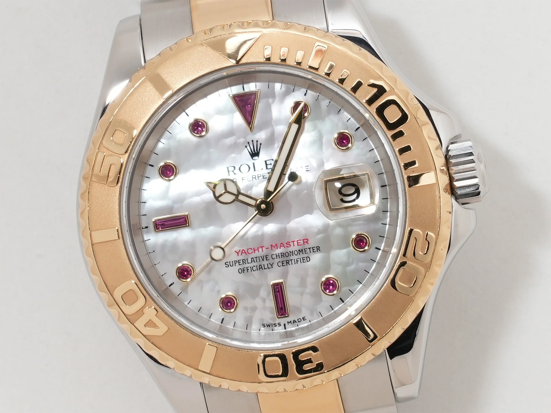 ロレックス ヨットマスター40 Ref.16623NGR ステンレススチール/イエローゴールド ホワイトシェルxルビー文字盤 美中古 ifk3zxax - Image 3