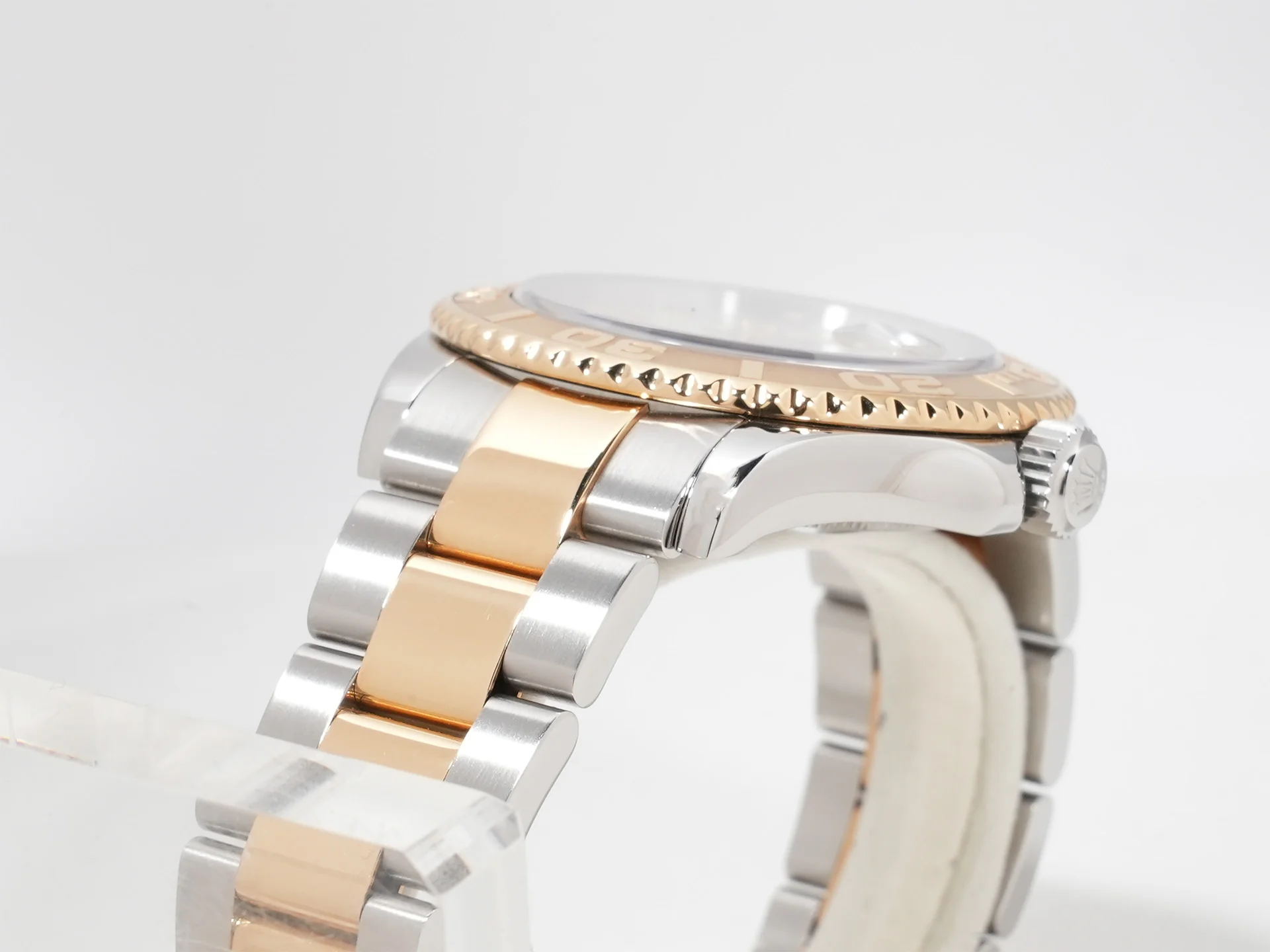 ロレックス ヨットマスター40 Ref.16623NGR ステンレススチール/イエローゴールド ホワイトシェルxルビー文字盤 美中古 ifk3zxax - Image 6