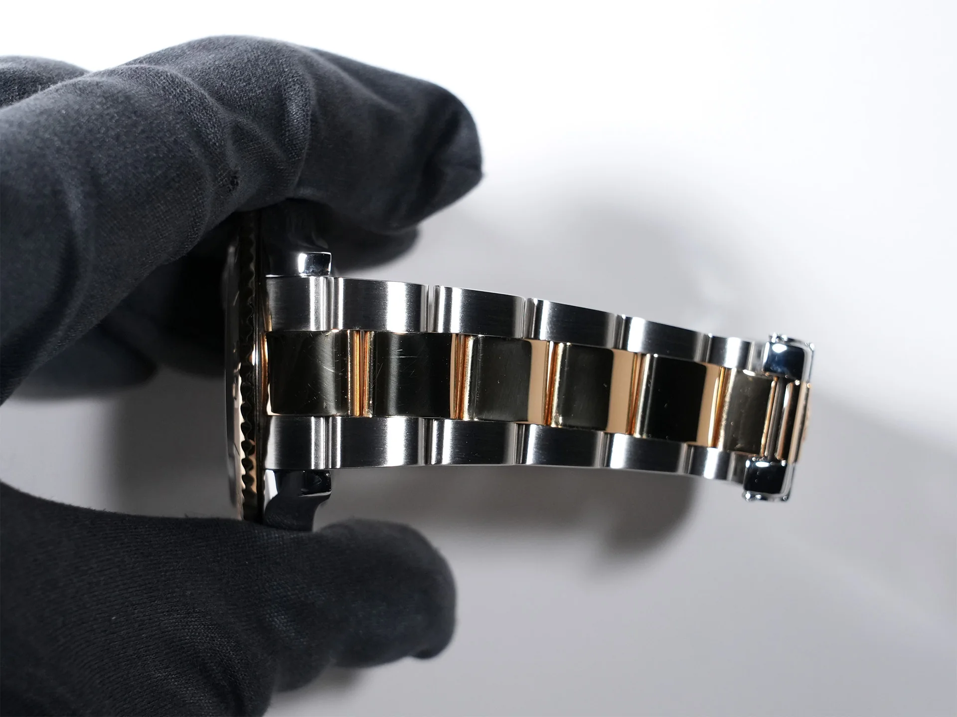 ロレックス ヨットマスター40 Ref.16623NGR ステンレススチール/イエローゴールド ホワイトシェルxルビー文字盤 美中古 ifk3zxax - Image 9