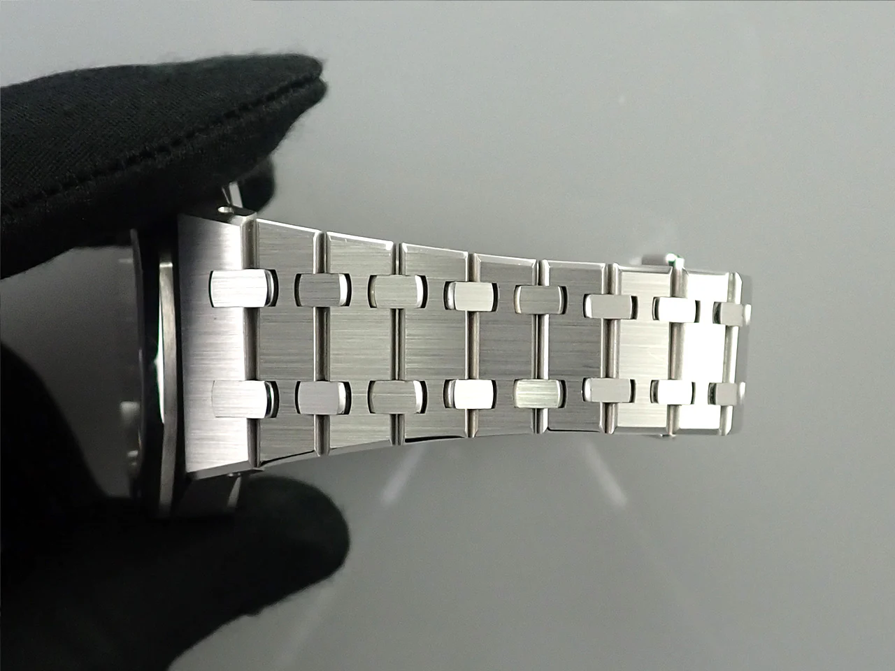 オーデマピゲ ロイヤルオーク クロノグラフ Ref.26317BC.OO.1256BC.01 ホワイトゴールド ライトブルー文字盤 - Image 9