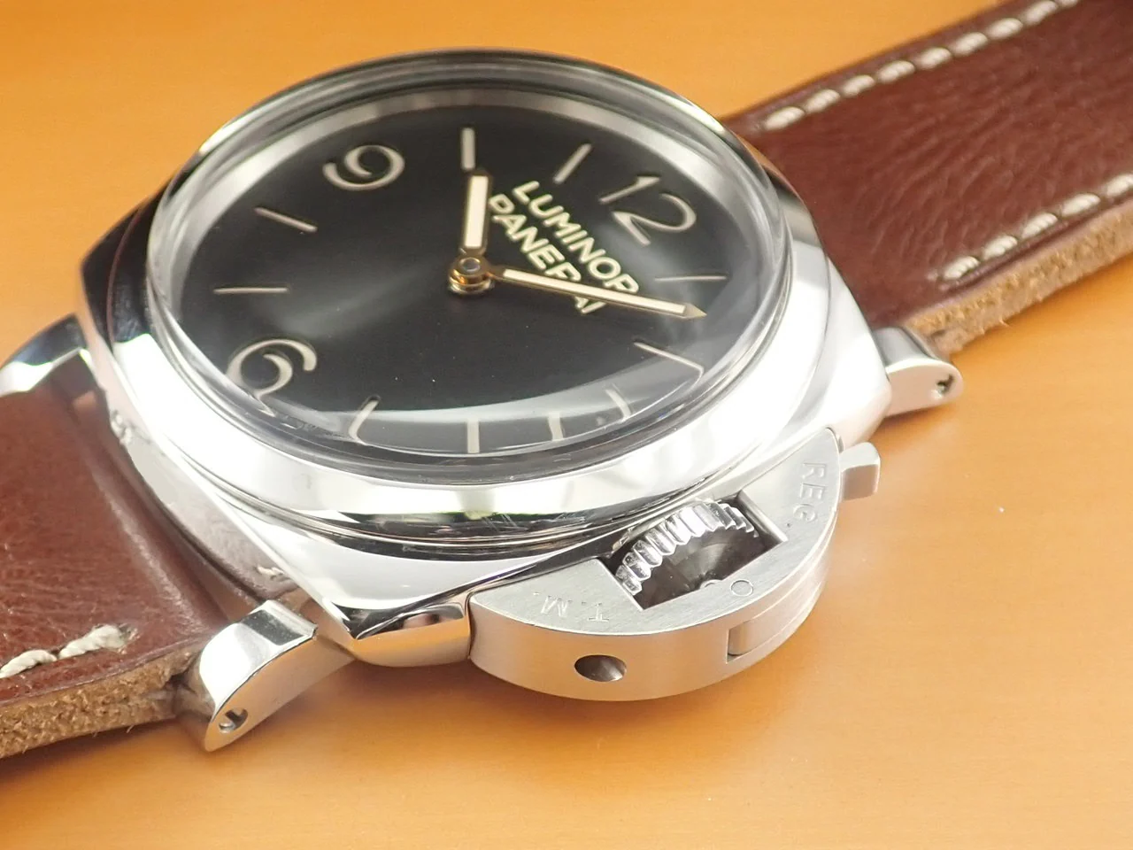 パネライ ルミノール 1950 3デイズ Ref.PAM00372 ブラック文字盤 中古 JF73JHJW - Image 4