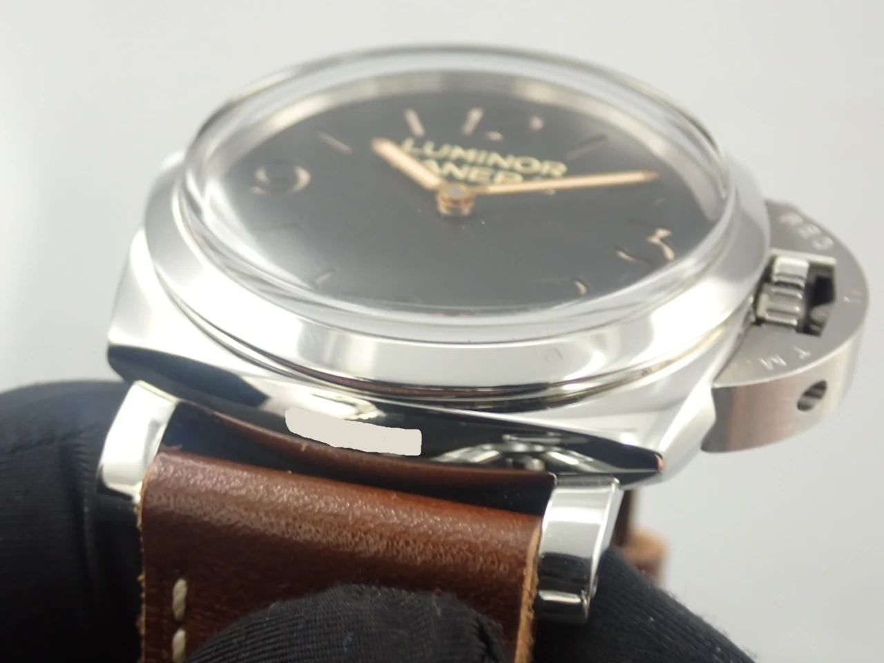 パネライ ルミノール 1950 3デイズ Ref.PAM00372 ブラック文字盤 中古 JF73JHJW - Image 6