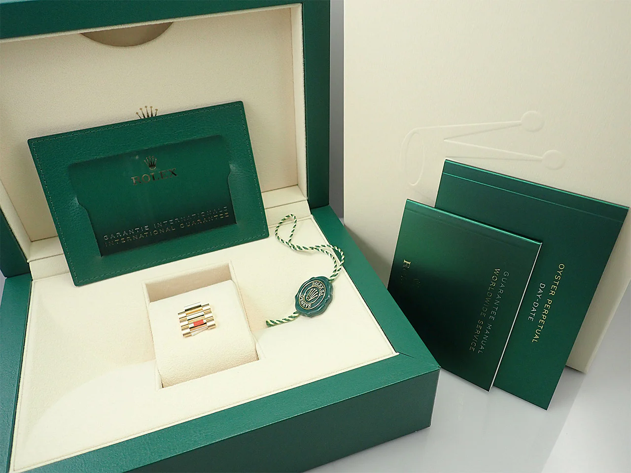 ロレックス デイデイト40 Ref.228238A イエローゴールド シャンパンゴールドx10Pバケットダイヤ文字盤 - Image 8