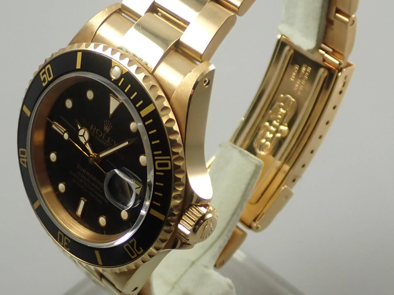 ロレックス サブマリーナー デイト Ref.16618 イエローゴールド ブラック文字盤 - Image 4