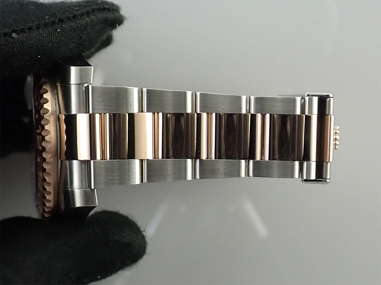 ロレックス GMTマスターII Ref.126711CHNR ステンレススチール/エバーローズゴールド ブラック文字盤 オイスターブレスレット オイスターブレスレット - Image 10