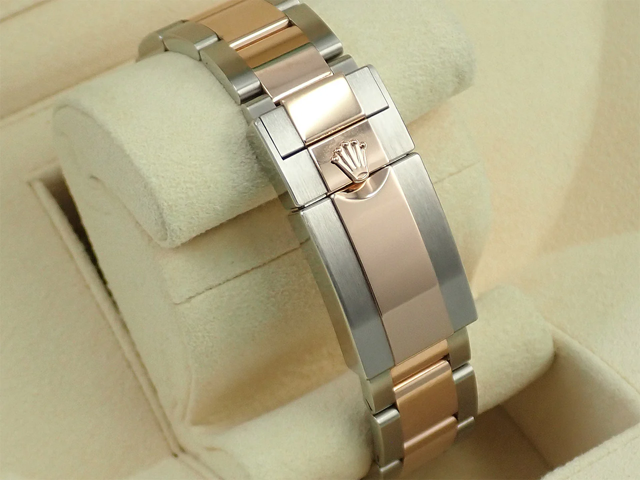 ロレックス GMTマスターII Ref.126711CHNR ステンレススチール/エバーローズゴールド ブラック文字盤 オイスターブレスレット オイスターブレスレット - Image 9