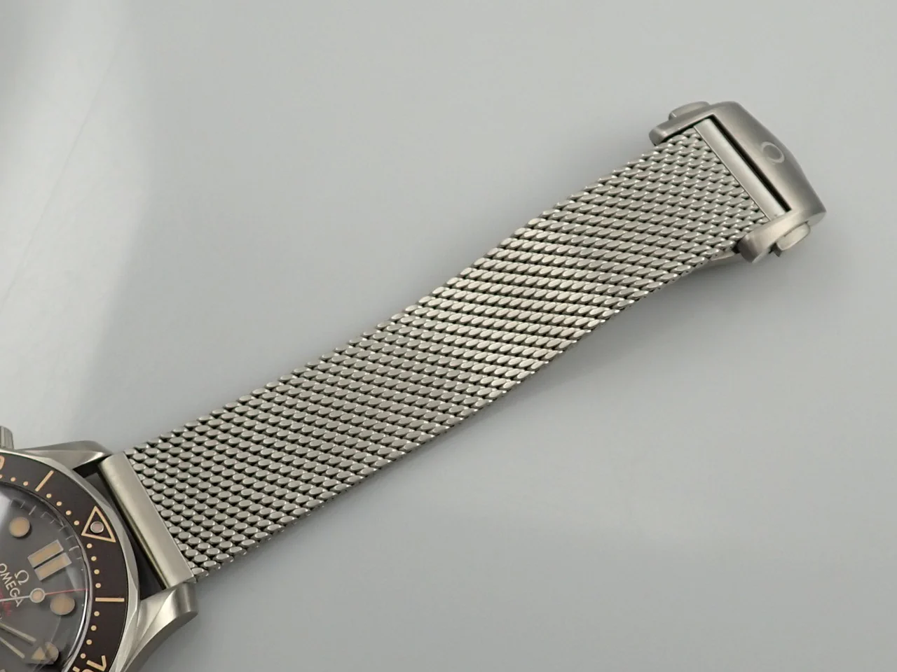 オメガ シーマスター ダイバー 300M コーアクシャル マスター クロノメーター 42MM Ref.210.92.42.20.01.001 ブラウン文字盤 中古 KJH3K607 - Image 9