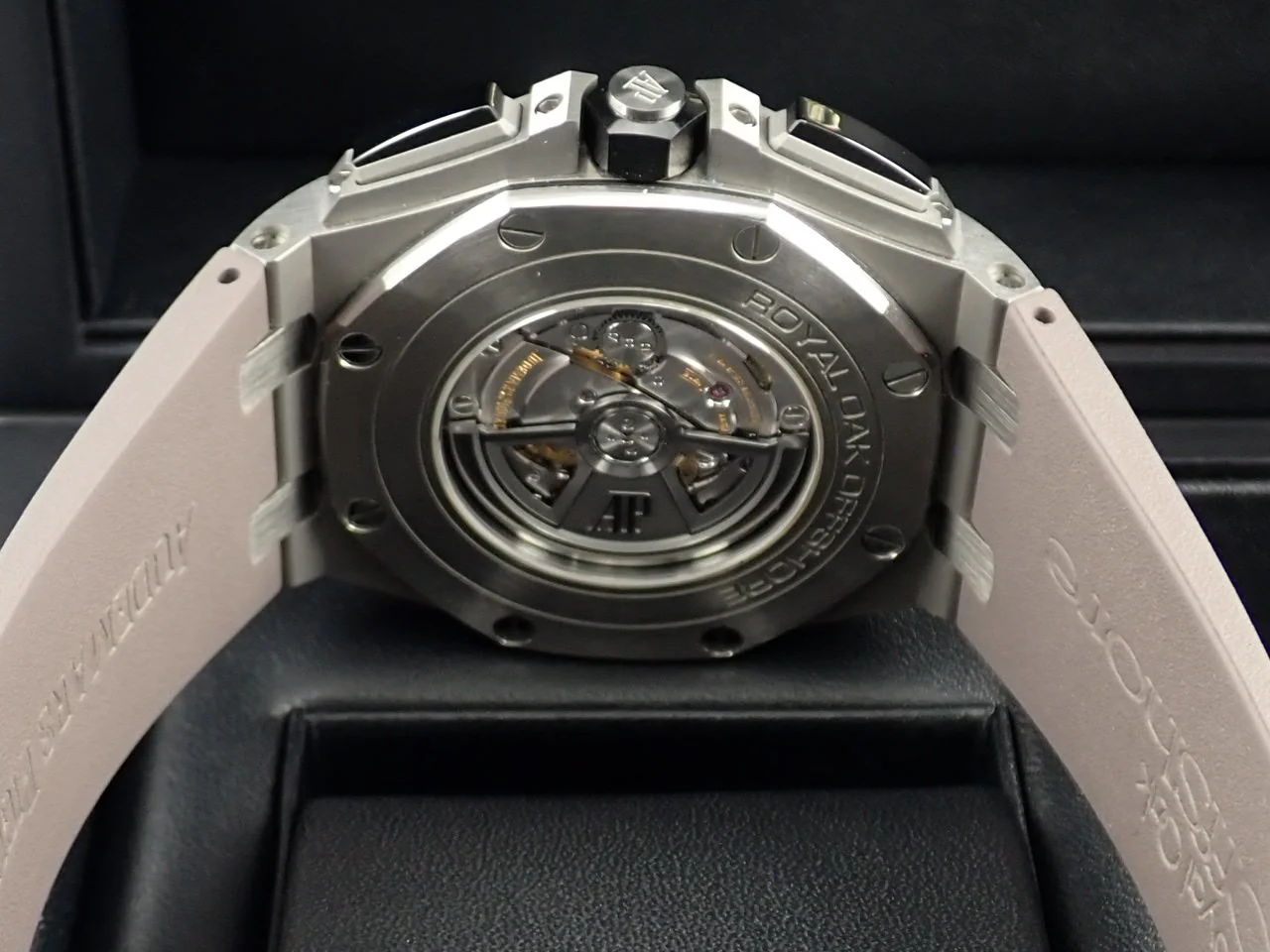 オーデマピゲ ロイヤルオーク オフショア クロノグラフ Ref.26400IO.OO.A004CA.01 チタン スレートグレー文字盤 - Image 7