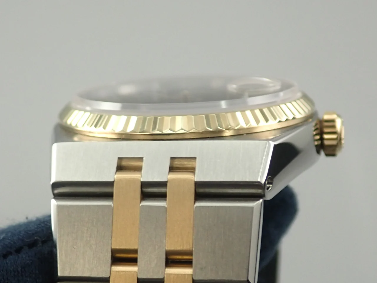 ロレックス デイトジャスト オイスタークォーツ Ref.17013 ステンレススチール/イエローゴールド ブルー文字盤 - Image 6