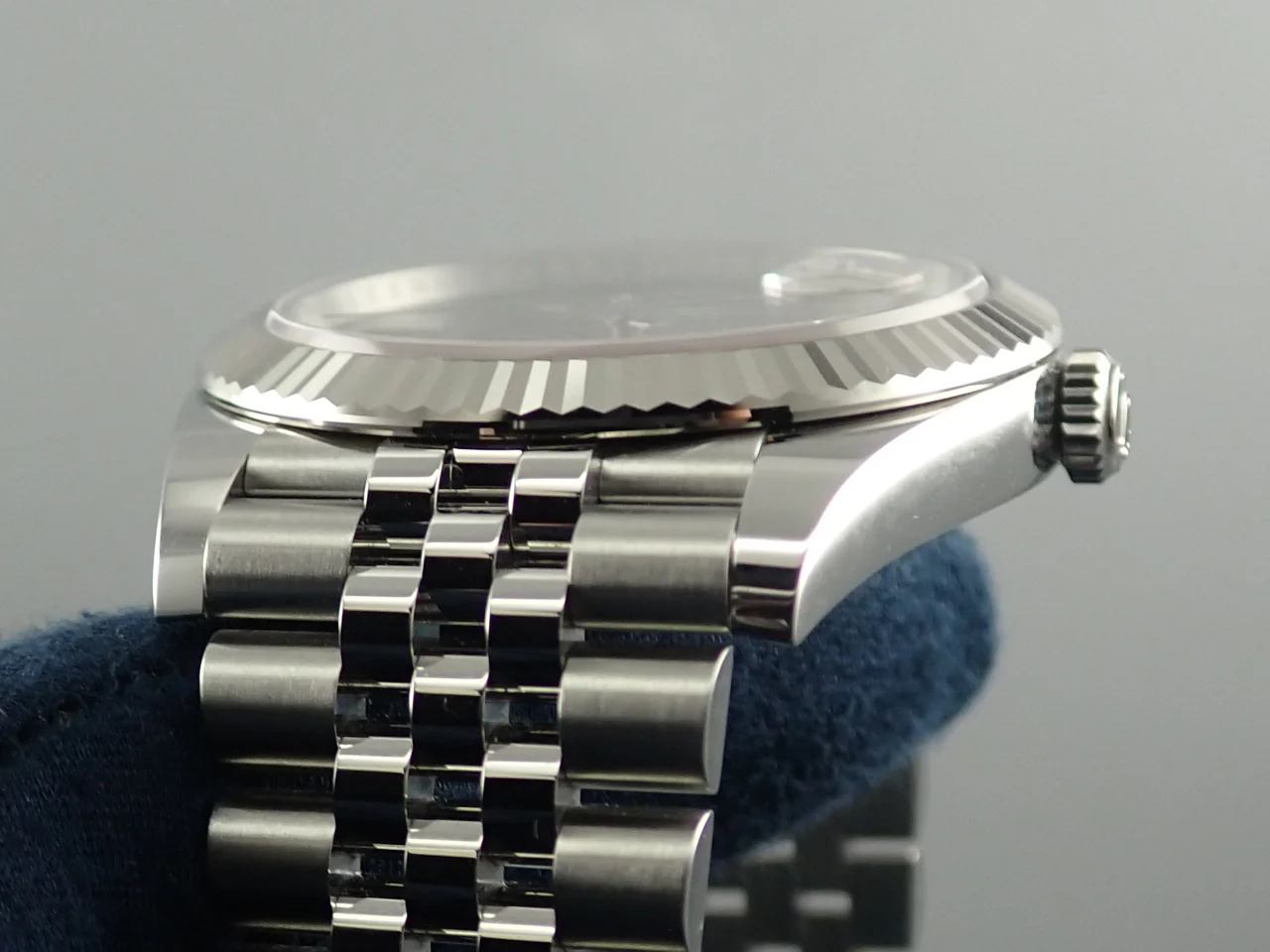 ロレックス デイトジャスト41 Ref.126334 ステンレススチール/ホワイトゴールド スレートローマン文字盤 ジュビリーブレスレット 極美品 L7071645 - Image 6