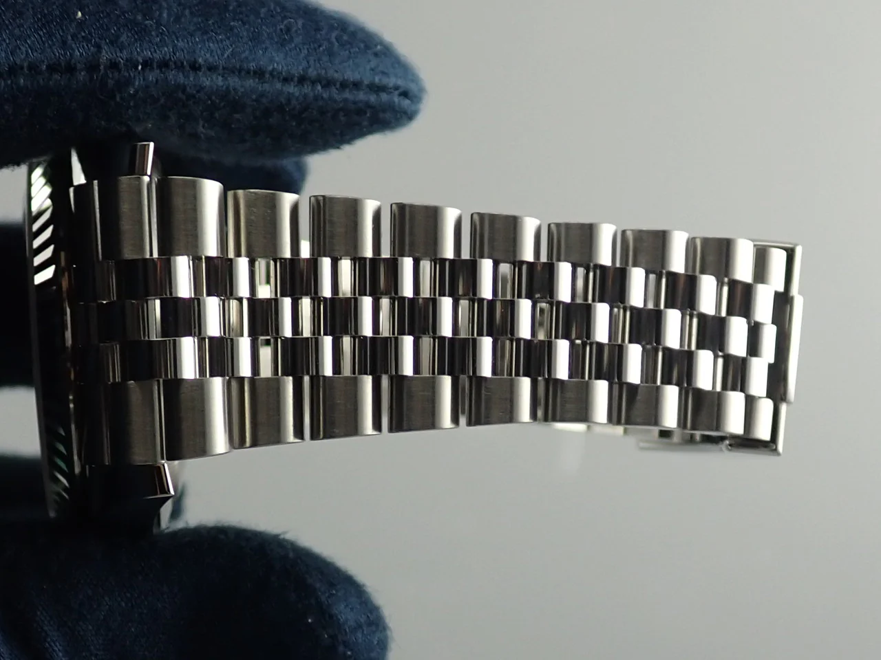 ロレックス デイトジャスト41 Ref.126334 ステンレススチール/ホワイトゴールド スレートローマン文字盤 ジュビリーブレスレット 極美品 L7071645 - Image 9