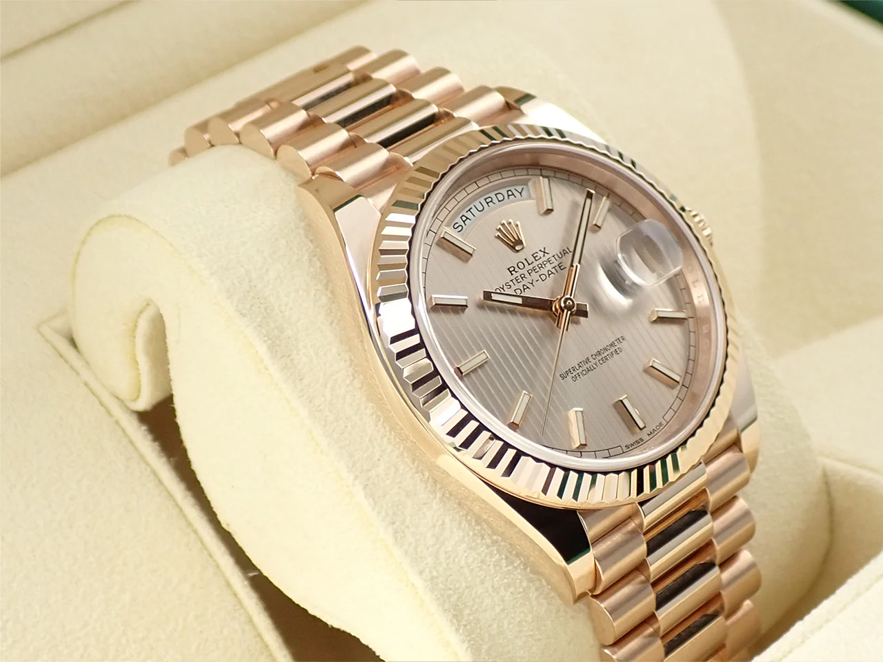 ロレックス デイデイト40 Ref.228235 エバーローズゴールド サンダストストライプ文字盤 - Image 5