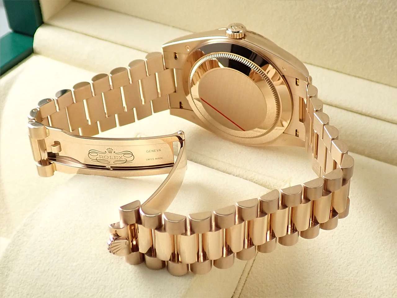 ロレックス デイデイト40 Ref.228235 エバーローズゴールド サンダストストライプ文字盤 - Image 8