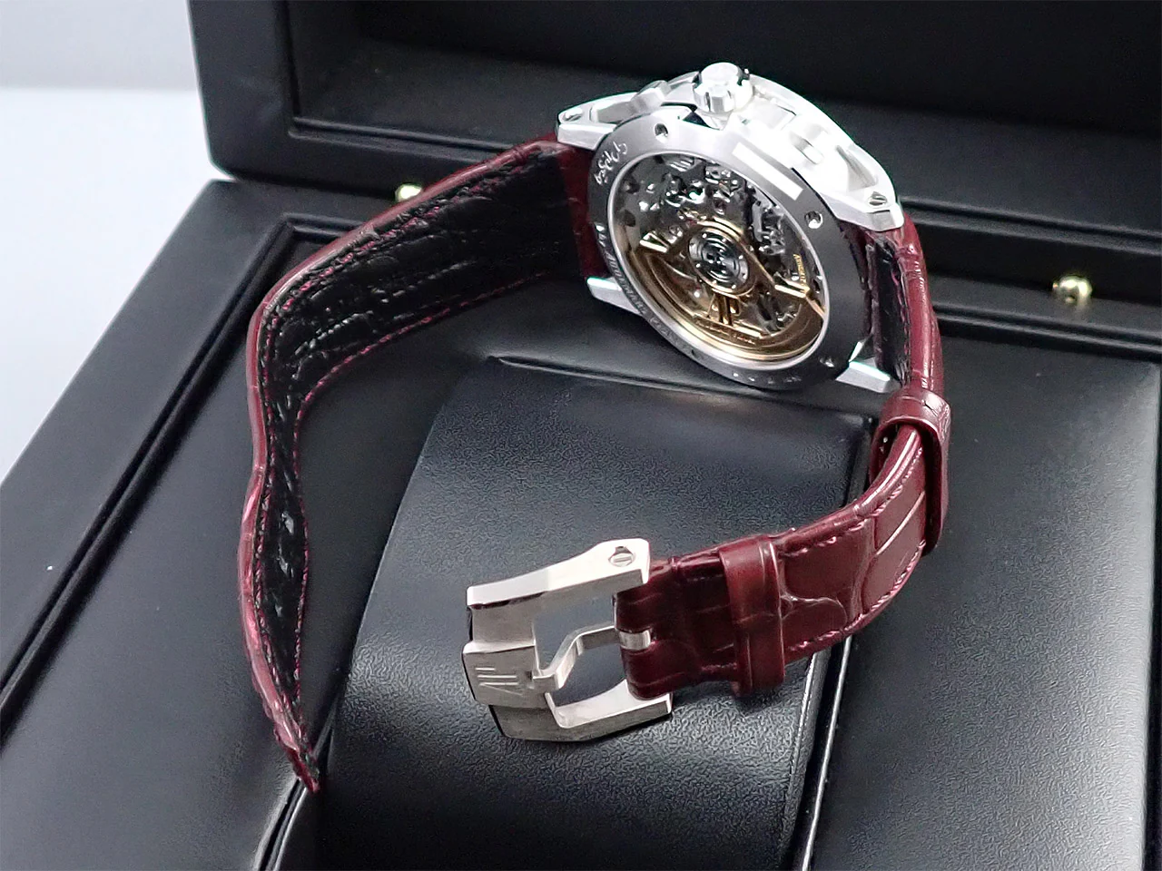 オーデマピゲ CODE 11.59 バイ オーデマ ピゲ クロノグラフ Ref.26393BC.OO.A068CR.01 ホワイトゴールド バーガンディ文字盤 - Image 5