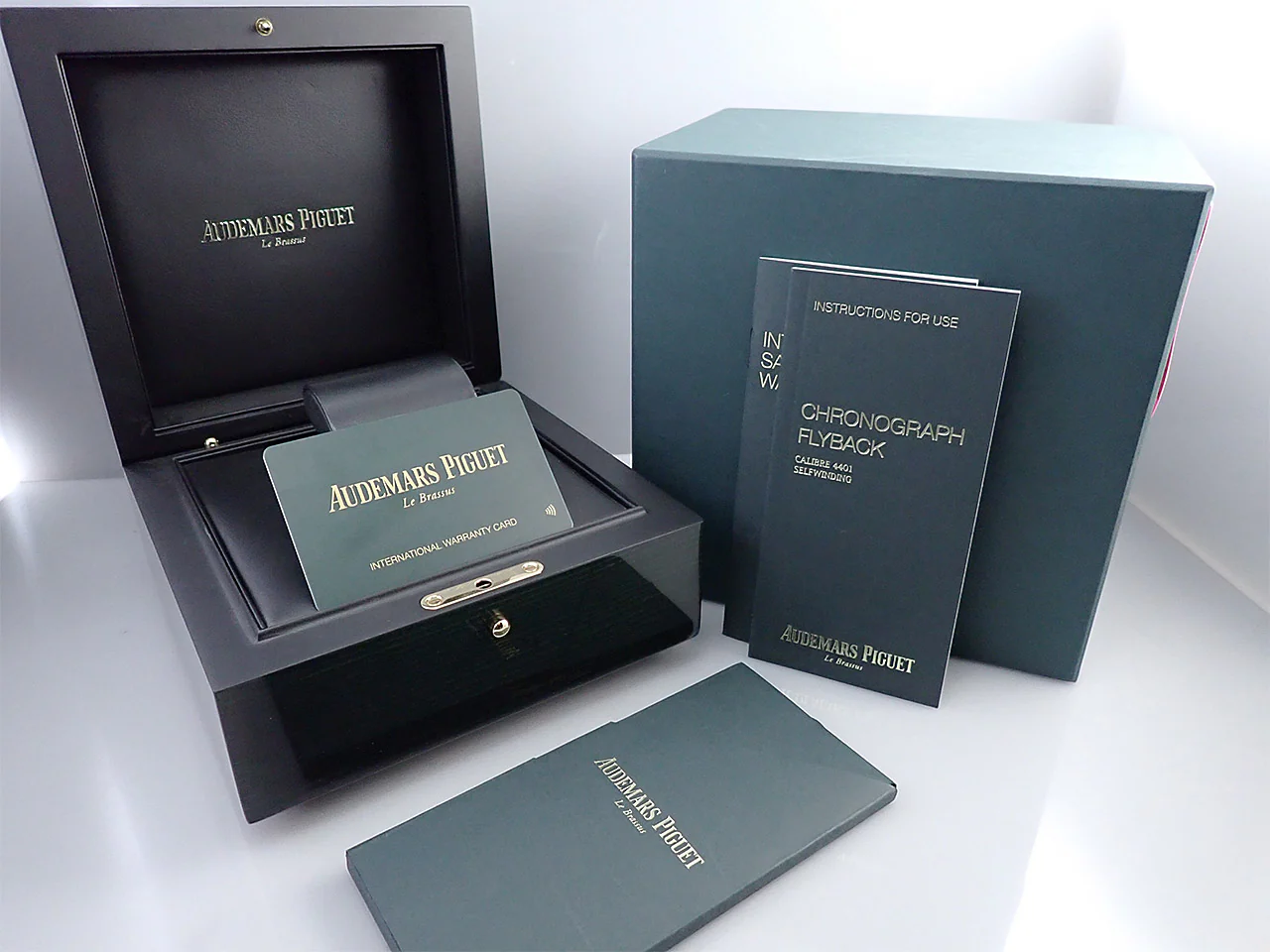 オーデマピゲ CODE 11.59 バイ オーデマ ピゲ クロノグラフ Ref.26393BC.OO.A068CR.01 ホワイトゴールド バーガンディ文字盤 - Image 8