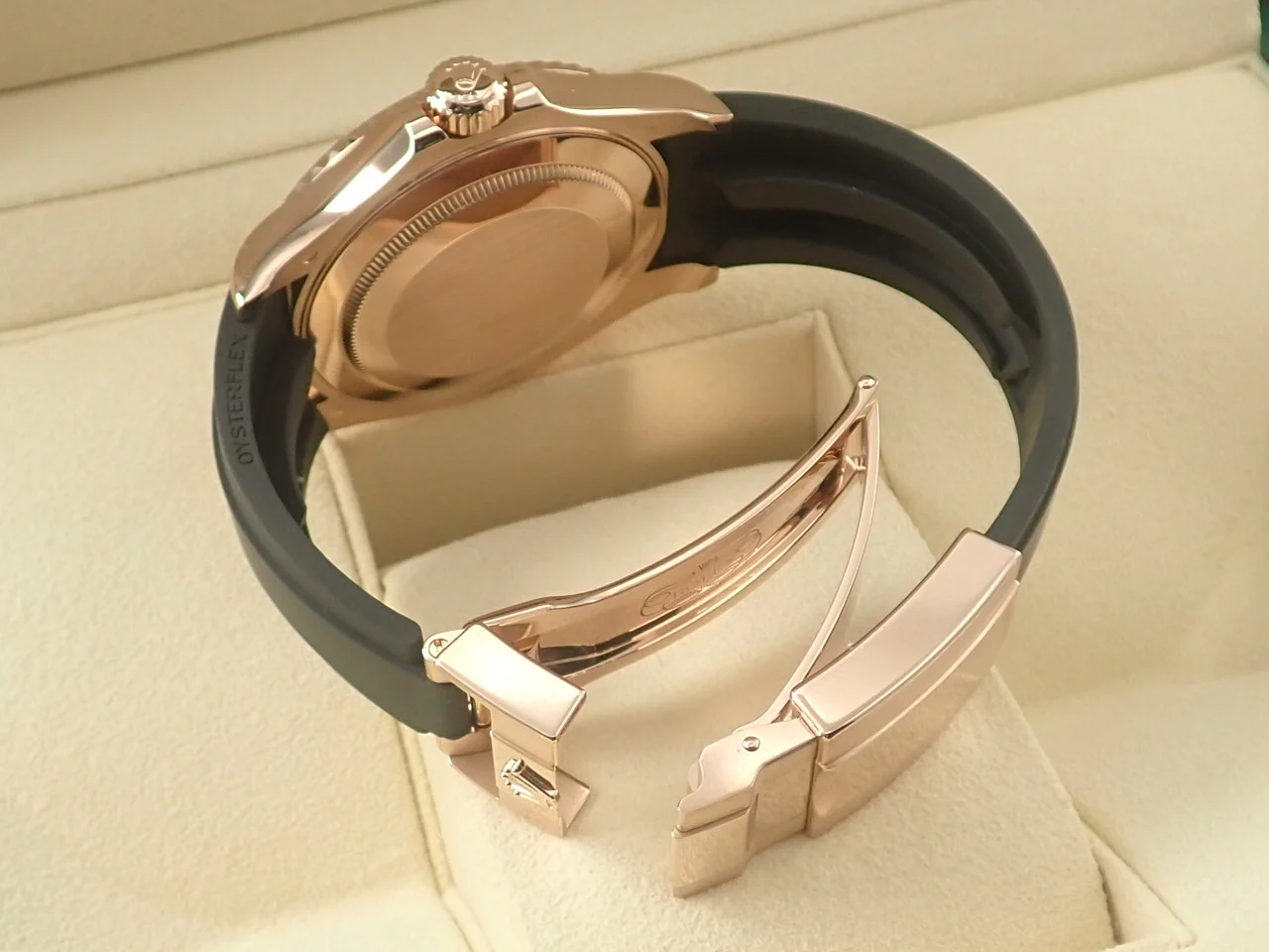 ロレックス ヨットマスター40 Ref.116655 エバーローズゴールド ブラック文字盤 - Image 8