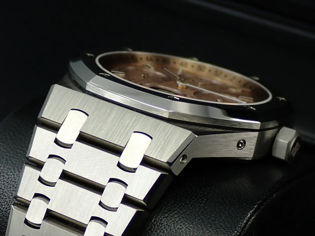 オーデマピゲ ロイヤルオーク パーペチュアルカレンダー Ref.26615TI.OO.1220TI.01 チタン サーモン文字盤 - Image 6