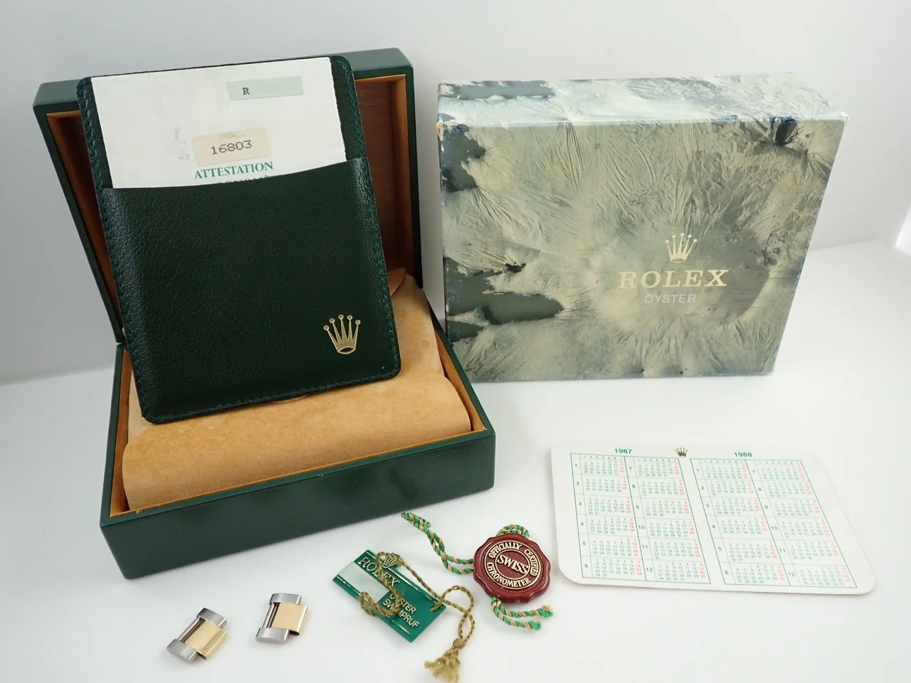 ロレックス サブマリーナー デイト Ref.16803 ステンレススチール/イエローゴールド ブラック文字盤 美中古 P25TC7J0 - Image 10