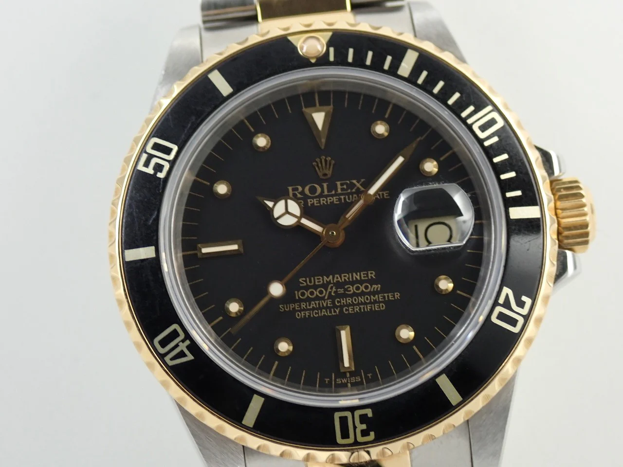 ロレックス サブマリーナー デイト Ref.16803 ステンレススチール/イエローゴールド ブラック文字盤 美中古 P25TC7J0 - Image 3