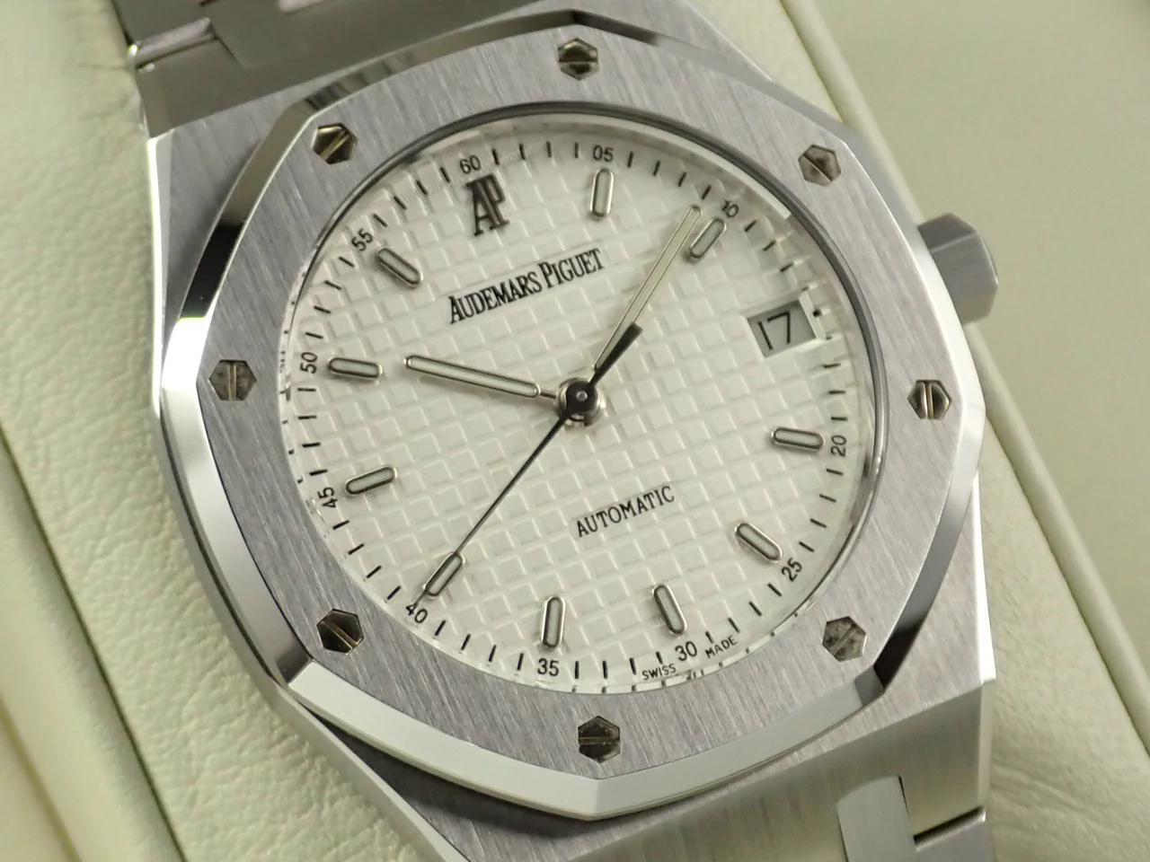 オーデマピゲ ロイヤルオーク Ref.14790ST.OO.0789ST.10 ステンレススチール シルバー文字盤 - Image 3