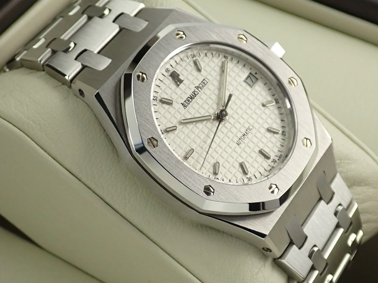 オーデマピゲ ロイヤルオーク Ref.14790ST.OO.0789ST.10 ステンレススチール シルバー文字盤 - Image 4