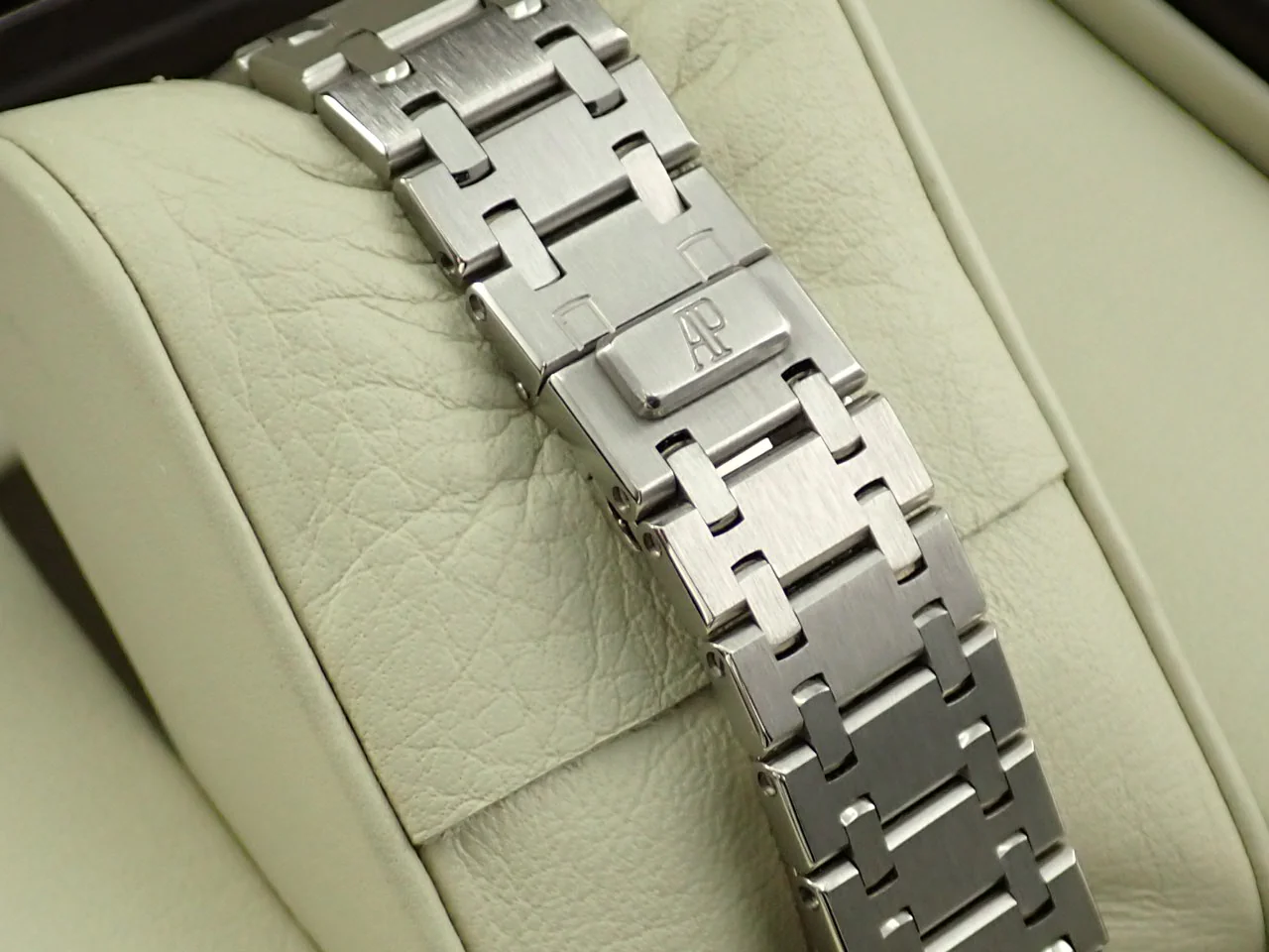 オーデマピゲ ロイヤルオーク Ref.14790ST.OO.0789ST.10 ステンレススチール シルバー文字盤 - Image 8