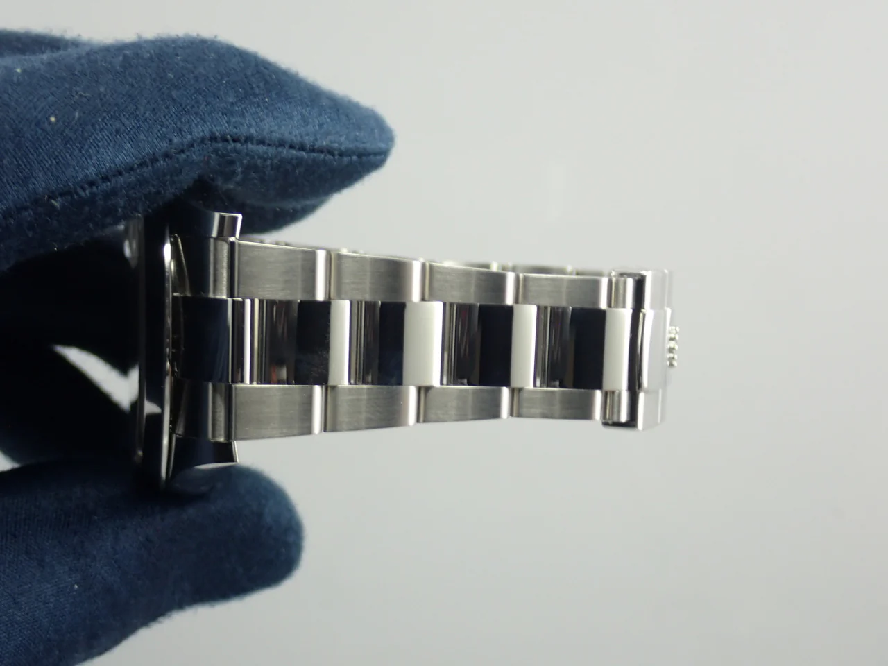 ロレックス デイトジャスト41 Ref.126300 ステンレススチール ブライトブルー文字盤 オイスターブレスレット 中古 P93R5226 - Image 9