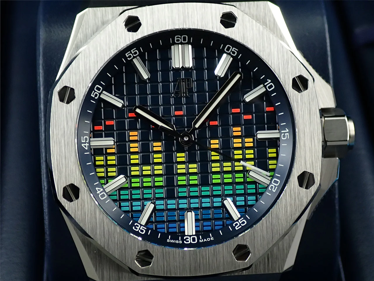 オーデマピゲ ロイヤルオーク オフショア ミュージックエディション Ref.15600TI.OO.A343CA.01 チタン ブルー文字盤 - Image 3